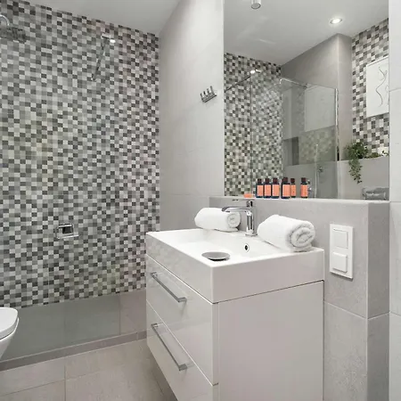 Апартаменти Ekskluzywny Blisko Centrum Z Balkonem I Parkingiem By Renters Prestige Познань