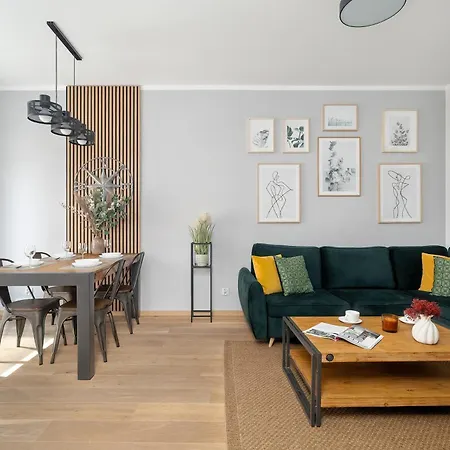 Ekskluzywny Blisko Centrum Z Balkonem I Parkingiem By Renters Prestige Апартаменти Познань